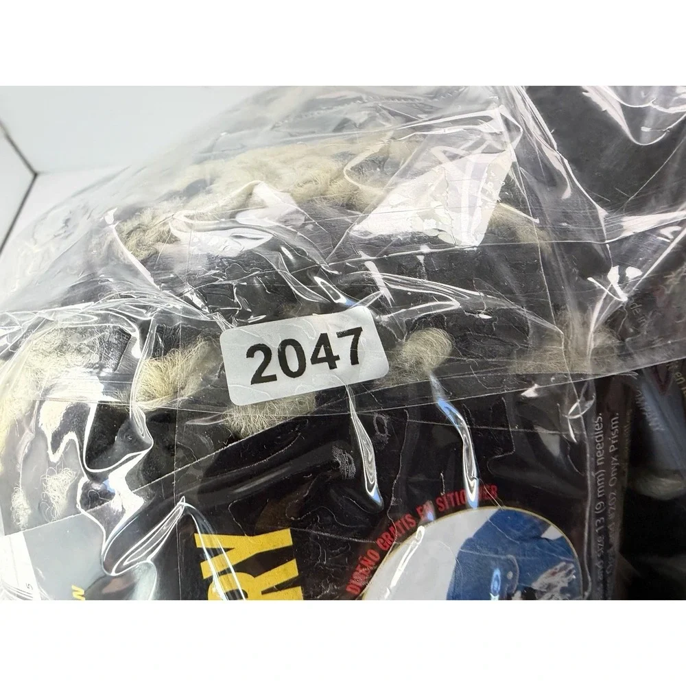Lion‎ Brand Mystery Yarn Lot Of 12 Acrylic Wool Blend Black Pearl Bulky